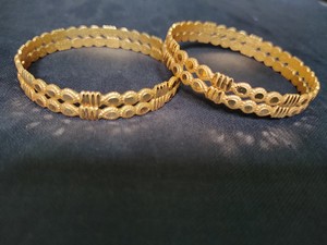 กำไลข้อมือสีทอง22กะรัตออกแบบมาเพื่อขายโดยผู้ส่งออก - Product Image 2