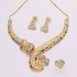 ชุดสร้อยคอชุบ3โทนสำหรับเครื่องประดับผู้หญิงชุดเครื่องประดับขึ้นรูปชุดเครื่องประดับแฟชั่นเครื่องประดับเทียมหรูหราสี Tri - Product Image 2