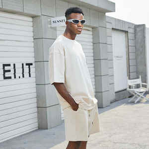 Vêtements vendeur été hommes tenue deux pièces shorts t-shirt rue décontracté 2 pièces pantalon t-shirt hommes ensembles - Product Image 5