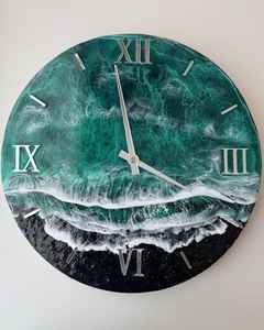 Horloge murale moderne à quartz multicolore de haute précision Affichage à aiguille à face unique Conception personnalisée pour le placement dans le salon - Product Image 6