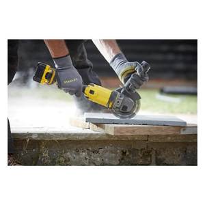 Amoladora Angular Inalámbrica Stanley de 18 V, D. 125 mm, V20 FATMAX SFMCG400M2K, con 2 Baterías de 4 Ah - Product Image 3