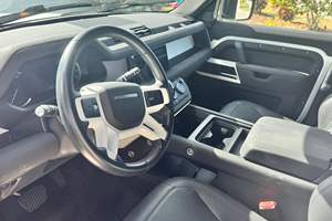 LAND ROVER DEFENDER 110 S 30TH ANNIVERSARY EDITION 2023 USADO, VOLANTE A LA IZQUIERDA/DERECHA - Product Image 3