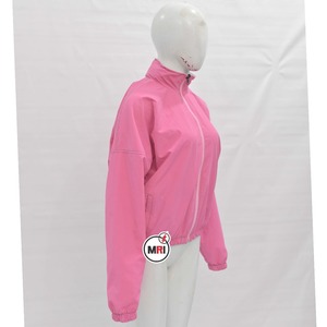 Chaqueta con capucha de alta calidad para mujer, logotipo personalizado, gran oferta, cortavientos de primavera, bombardero ligero, relleno de algodón transpirable - Product Image 2