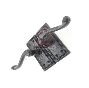 Poignée de porte à levier noir en fonte sur plaque Poignée à mortaise avec serrure Poignée de porte sur plaque Meubles de maison Poignée de porte sur plaque - Product Image 3