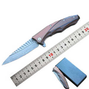 Cuchillo de bolsillo de acero de Damasco de alta calidad, cuchillo plegable hecho a mano personalizado, cuchillo de bolsillo para acampar con mango de madera con funda - Product Image 1