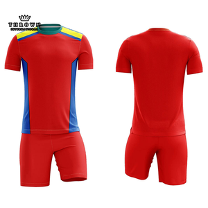 Camiseta de fútbol con logotipo personalizado 2024 de alta calidad, 100% poliéster, ropa deportiva transpirable de secado rápido para jóvenes adultos, directo de fábrica - Product Image 5