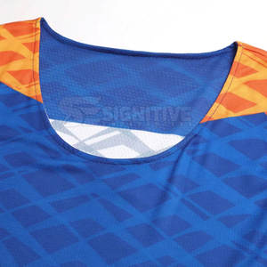 Uniforme de Baloncesto de Alta Calidad con Tela Transpirable para Movimientos Rápidos en la Cancha, Estilo Profesional - Product Image 2