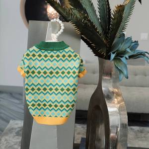 Ropa de lujo para mascotas de color verde sólido, suéter suave para perros, ropa para gatos para todas las estaciones, moderna y tradicional para Primavera, otoño e invierno, Navidad - Product Image 3