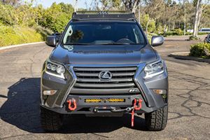 Lexus GX 460 V8 2017 Usado en Buen Estado, Tracción en las Cuatro Ruedas, Modificaciones Todoterreno, Propiedad de California - Product Image 3