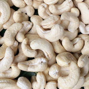Noix de cajou crues de haute qualité Offres Spéciales LWP W320 service d'OEM ODM d'emballage de noix du Vietnam - Product Image 1