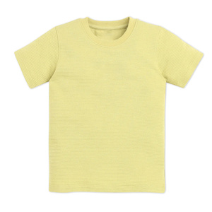 T-shirt solide confortable et élégant pour enfants garçons parfait pour un usage quotidien et les activités scolaires en tissu de coton doux - Product Image 5