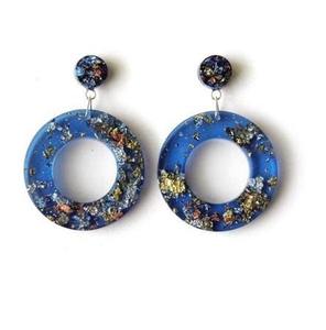 Ensemble collier et boucles d'oreilles élégants en résine pour femmes, bijoux élégants pour tous les jours et les fêtes, boucles d'oreilles en résine, moule pour boucles d'oreilles en résine - Product Image 1