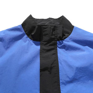 Chaqueta cortavientos de poliéster con logotipo personalizado para hombre Chaqueta cortavientos impermeable vintage - Product Image 4