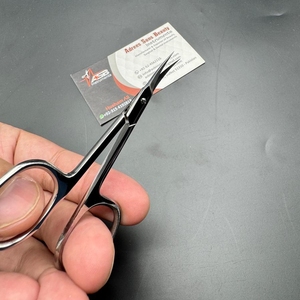 Ciseaux à ongles russes professionnels en acier inoxydable manucure ciseaux à cuticules avec pointe incurvée lame Extra Fine ciseaux de beauté - Product Image 1