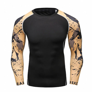 T-shirt de compression à sublimation personnalisé, logo sur le devant, manches longues, spandex/nylon, haut d'entraînement, fitness, gym, rash guard - Product Image 1