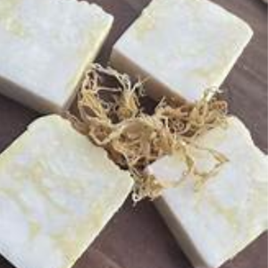 Peau saine et naturelle avec savon à la mousse de mer - Product Image 1