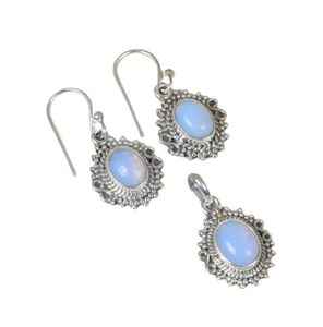 Milky Opalite 925 Sterling Silver Gemstone Pendentif Boucles D'oreilles Ensemble Bijoux De Mode Octobre Mois Pierre De Naissance Cadeau Pour Anniversaire - Product Image 1