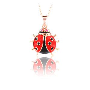 Collier Charme Bohème Coccinelle en Or 14K Émaillé, Bijou Animal Mignon, Cadeau pour Femmes et Enfants, Mariage, Fiançailles - Product Image 4