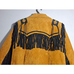 Chaquetas de cuero de vaquero suave de alta calidad para hombres Temporada de invierno Colores brillantes con detalles con flecos y cuentas - Product Image 4