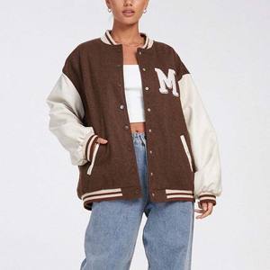 Veste universitaire de haute qualité OEM pour femmes, manches en cuir avec broderie en chenille, veste universitaire Letterman personnalisée pour l'hiver - Product Image 3