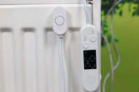 Idée d'entreprise de vente en gros, de vente au détail et de dropshipping sur le marché européen, ventilateur de surchauffage de radiateur intelligent 5V à roulement à billes, CE ROHS UKCA