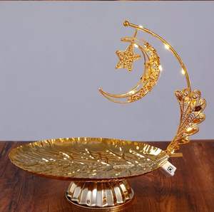 Elegante bandeja de Ramadán de metal con acabado antiguo, perfecta para casas de estilo vintage y decoraciones de reuniones religiosas - Product Image 2