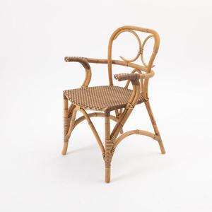 Silla de comedor de ratán ecológica para interiores y exteriores, diseño Vintage moderno, tono neutro, resistencia a todo tipo de clima para hoteles y parques - Product Image 1