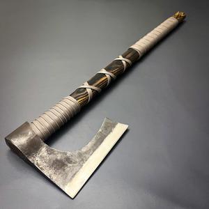 Commandes en gros personnalisées OEM ODM service en acier à haute teneur en carbone double tête hache forgée à la main robuste pour hacher et camper - Product Image 5