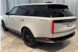 Land Rover Range Rover P530 Autobiography SWB Usado de 2024, Volante a la Izquierda y Derecha - Product Image 2