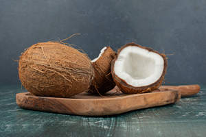 Premium Vietnam Semi Husk Coconut para la exportación de calidad fresca y seca - Product Image 3