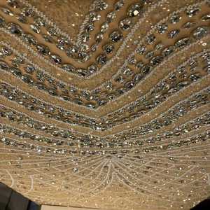 Tissu de bordure en dentelle perlée brodé à la main pour les tenues de mariage et de fête ethniques Lehenga Dupatta Choli - Product Image 2