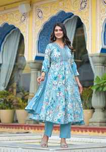 Diseño de moda Venta caliente Maxi vestido formal largo suave plisado encaje botón cremalleras conjunto de vestido de 3 piezas para damas - Product Image 2