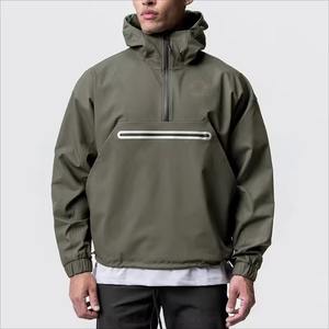 Sudadera con capucha deportiva para hombre con bolsillo de carga y solapa de media cremallera de forro polar de retazos de gran tamaño personalizada para hombre - Product Image 1