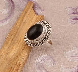 Anillo hecho a mano de piedras preciosas de ónix negro Promesa de uso diario Joyería fina para mujer Anillo de ónix negro - Product Image 6