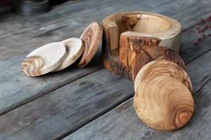 แผ่นรองไม้สี่เหลี่ยมคลาสสิกจากครีสเซนต์ คราฟต์ส เพื่อปกป้องพื้นผิวจากเครื่องดื่มร้อนและเย็น - Product Image 3