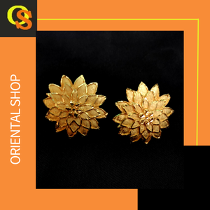 Compra un juego de pendientes de calidad premium con diseño de flores, Pendientes chapados en oro de 22CT, joyería para mujer, ropa de exportadores - Product Image 4