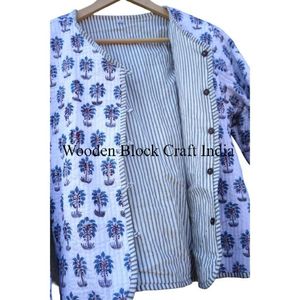 Chaqueta Acolchada Clásica de Algodón Global Hecha a Mano para Mujer, Reversible, con Patrón Floral Kantha, para Otoño e Invierno - Product Image 5