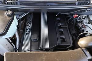 BMW X5 3.0i 2006 USADO, Volante a la Izquierda/Derecha - Product Image 2