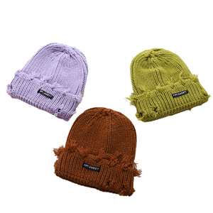 Gorro desgastado cálido para otoño e invierno, etiqueta de parche a la moda, gorro de lana tejido, Gorros personalizados con logotipo desgastado - Product Image 4