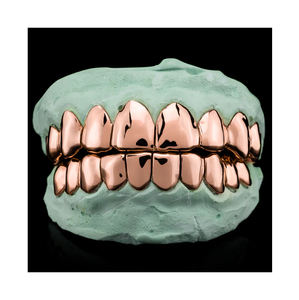 Grillz de dents luxueuses pour hommes et femmes Moissanite ronde et diamant clouté pour les gros acheteurs - Product Image 1