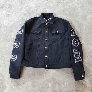 Veste en jean tendance pour homme, style 2024, personnalisée, déchirée, effet délavé, streetwear, veste en jean élégante pour homme. - Product Image 1