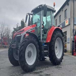Tracteur agricole d'occasion Massey Ferguson 5S 125 4RM avec boîte de vitesses automatique à pompe, roulement, pour usage agricole, 100CV 110CV 120CV, prix abordable - Product Image 1