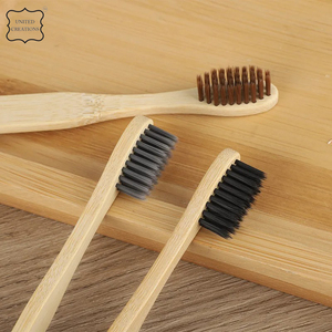 Brosse à dents en bambou super douce écologique pour adultes sans BPA avec poils souples biodégradables à usage domestique - Product Image 2