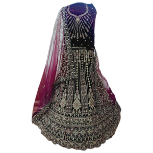 Nhà thiết kế độc quyền chuỗi nhung <span class=keywords><strong>lehenga</strong></span> nặng với choli dài và dupatta lưới mềm bốn bên butti bên đã sẵn sàng - Product Image 2