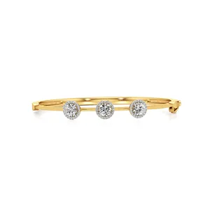 กำไลข้อมือเพชรทรงรีแบบแข็ง ดีไซน์หรูหราสง่างาม - Product Image 1
