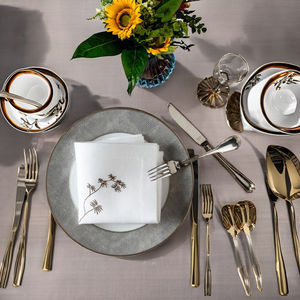 Vente en gros Ensemble de tapis en lin blanc brodé personnalisé Napperon arbre floral pour la maison, les hôtels, les restaurants et les événements - Product Image 4