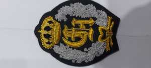 Étiquettes de vêtement élégantes et durables en polyester, patchs d'emblèmes britanniques brodés à la main avec des badges Wok en fil métallique tissé - Product Image 2