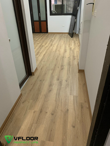 Fábrica de pisos SPC de lujo para interiores de Vietnam, alta calidad, venta al por mayor - Product Image 2