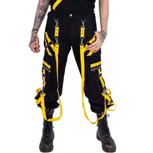 Pantalones cargo góticos de estilo casual para hombres con correas ajustables, bolsillos con cremallera, cadenas y diseño holgado para uso diario - Product Image 1