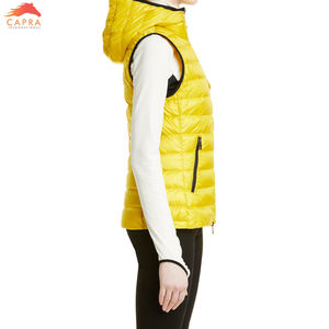 Gilet matelassé pour femmes en gros Vêtements de mode Gilet matelassé à capuche en nylon Fabriqué au Pakistan Conception respirante - Product Image 2